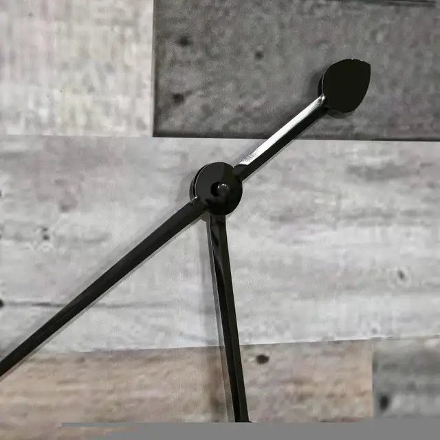 32 Inch Large Wall Clock. Black and Wood Grain Color. in Other in Markham / York Region - Image 9