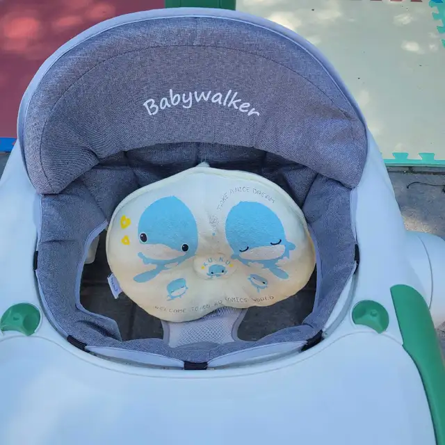 Baby Walker in Playpens, Swings & Saucers in City of Toronto - Image 5