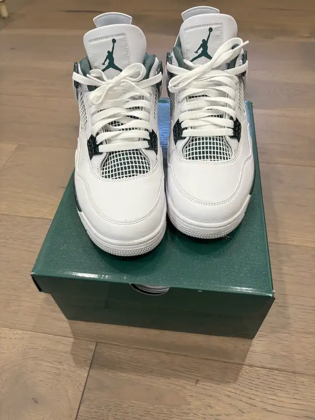 jordan 4 (below retail!) in Men's Shoes in Mississauga / Peel Region - Image 4