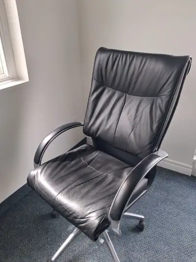 10 office swivel chairs, View more