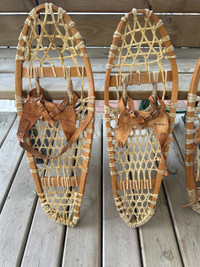 Vintage snowshoes 