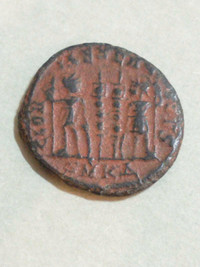331-334 AD Constantine II Ancient Roman bronze coin