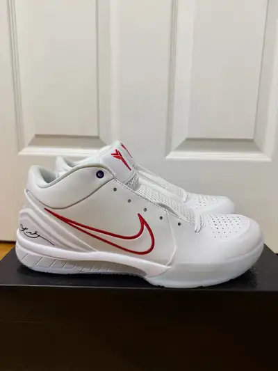 Brand New Kobe 4 “Toronto Raptors” size 11 with receipt, View more