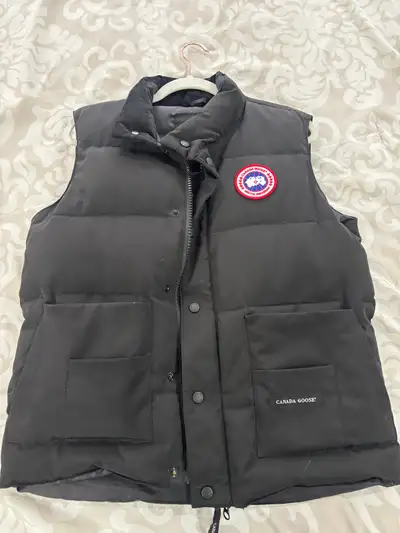 Canada goose vest, View more