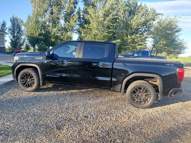GMC sierra 593713740603740165