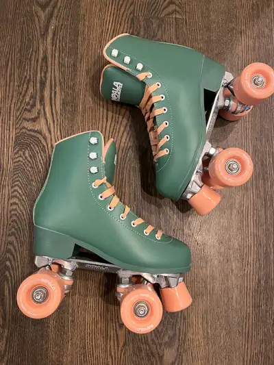 Impala Forest Woman’s Rollerskates - Size 6, View more