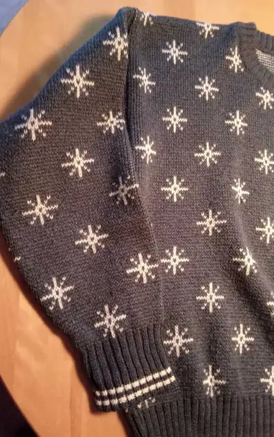 chandail pour hommes en laine vintage Mondi fait en Allemagne, View more