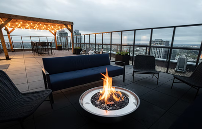 ISO a lease take over on the 35th floor! Downtown Calgary – 35th floor Rent includes Gas and Water U...