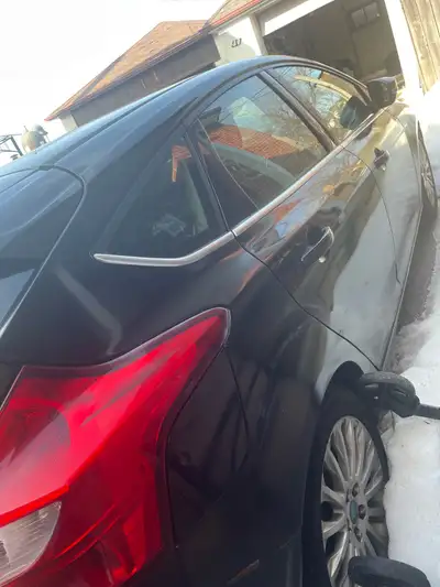 I'm selling a used 2012 Ford Focus with 234745 km. Here are some additional details: * Make: Ford *...