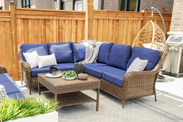 Patio Furniture Clearance Sales in Patio & Garden Furniture in Oakville / Halton Region - Image 9