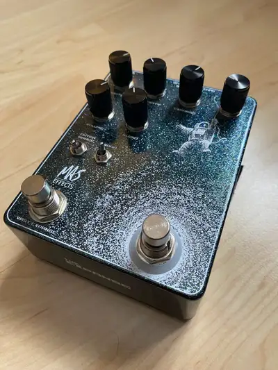Mas Effects The Expanse Harmonic Tremolo Pedal for sale ! Also has a blendable reverb in one setting...