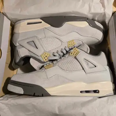 Size 12 shoes 40$-80$, View more