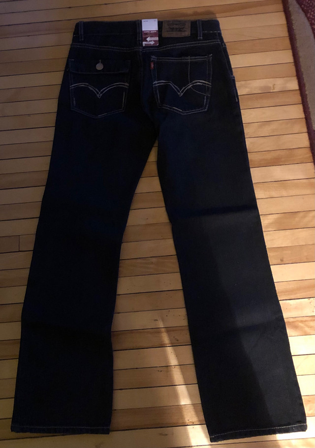 BRAND NEW SIZE 16 BOYS LEVI JEANS WITH TAGS STILL ATTACHED in Kids & Youth in Cambridge - Image 2