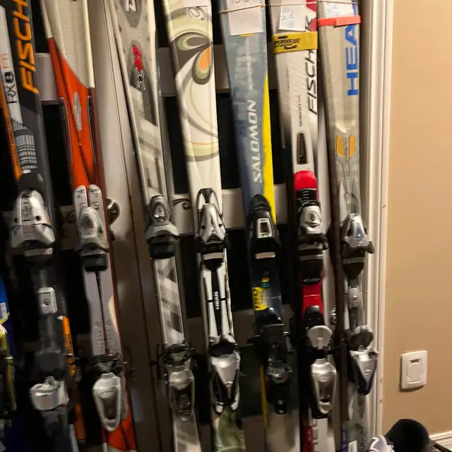 ski with boots in Ski in Markham / York Region - Image 8