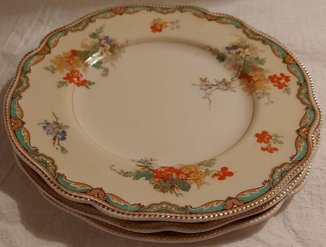 LOVELY COLLECTION OF "NINGPO" STAFFORDSHIRE CHINA (JOHNSON BROS) in Arts & Collectibles in London - Image 4