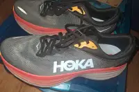 Hoka Sneakers (running shoes) - Bondi 8's