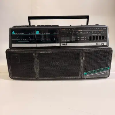 Philips D8300 Dual Cassette Boombox AM/FM Radio Equalizer Vintag, View more