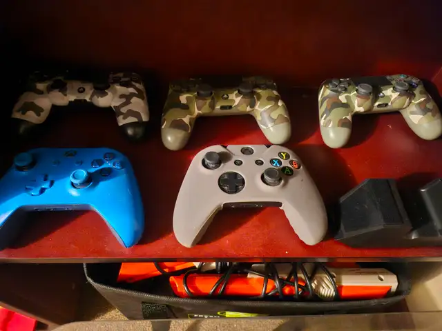 Jeux vidéo et accessoires in Older Generation in Longueuil / South Shore - Image 10