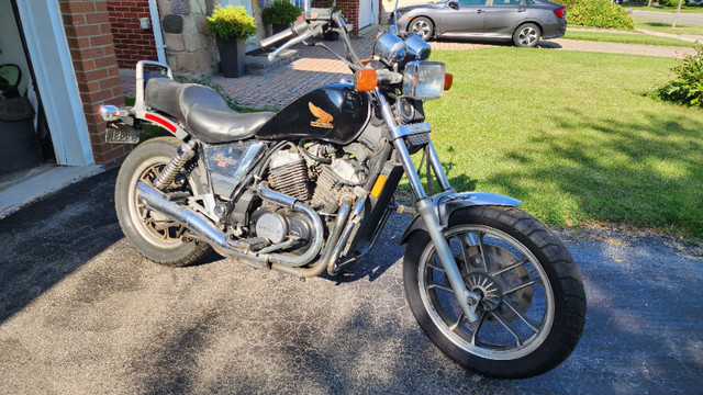 Beautiful Honda Shadow 500 in very good condition in Street, Cruisers & Choppers in Mississauga / Peel Region - Image 4