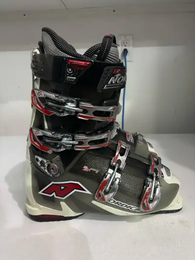 Nordica Speedmachine 10 Ski Boots - Size 27.5, View more