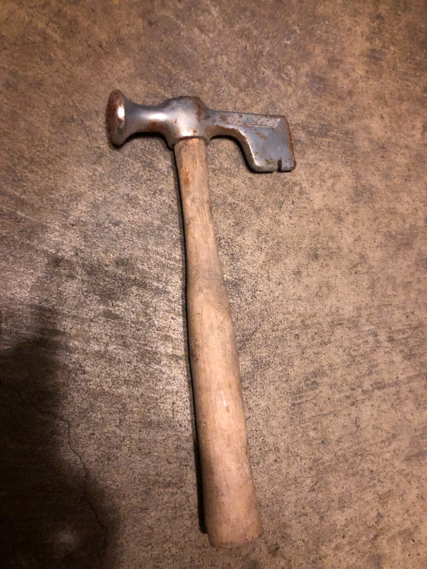Vintage Wal Board Hammer in great condition. in Hand Tools in Vancouver