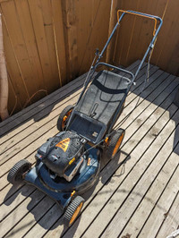 Poulan Pro 600 Series Lawnmower 