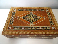 Egyptian BEECH WOOD handcrafted box INLAY mother of pearl / bone