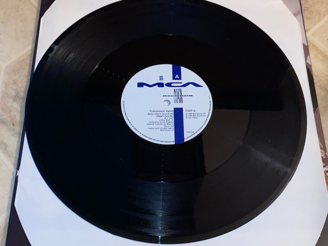 Transvision Vamp Reg + Limited Edition 12” + Velveteen LP  in CDs, DVDs & Blu-ray in St. Catharines - Image 4