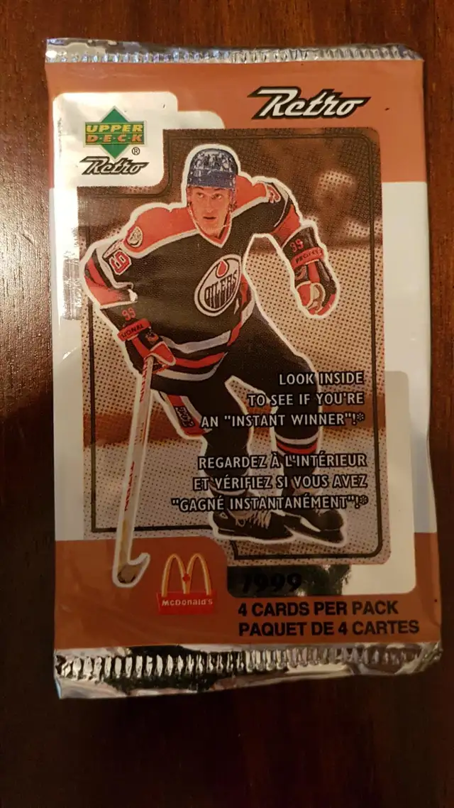 HOCKEY CARDS-1999 UPPER DECK  Retro McDonald's  - NEW & UNOPENED62863730938113121