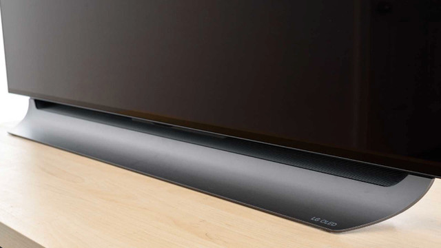 OLED65C8PUAC8PUA 4K HDR Smart OLED TV AI ThinQ 65" in TVs in City of Toronto - Image 2