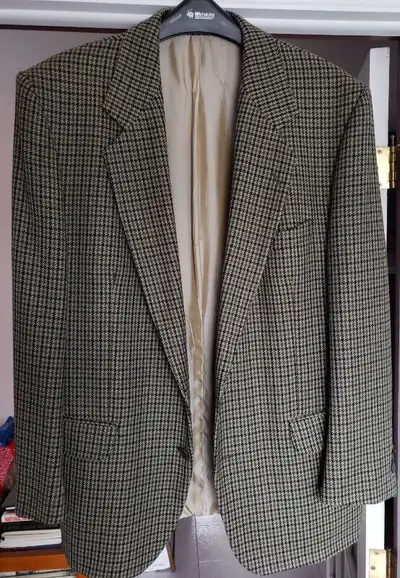 SPORTS JACKET /  VESTE DE SPORT  - Size 44 - Tartan -, View more