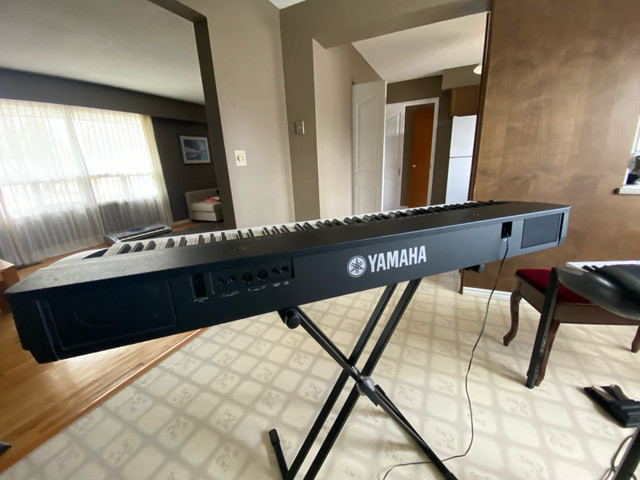 Yamaha P-155 Digital Piano 88 Fully Weighted Keys w/Piano Stand in Pianos & Keyboards in Winnipeg - Image 4