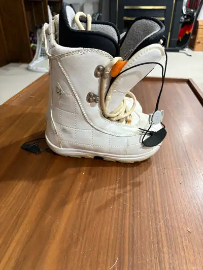 Kids 4 Burton snowboard boots , View more