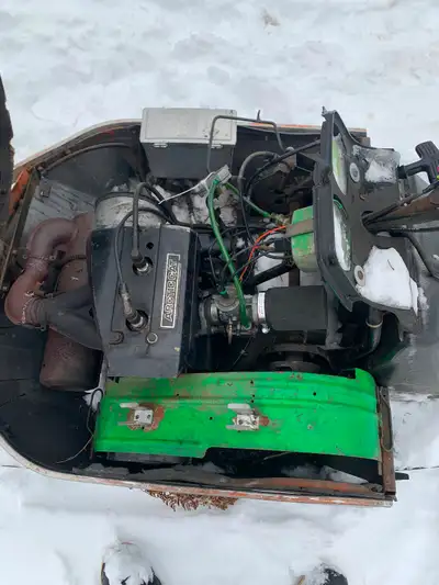 New crank seals seat and fuel pump. Carb is cleaned and ready to break trail. Comes with some parts....