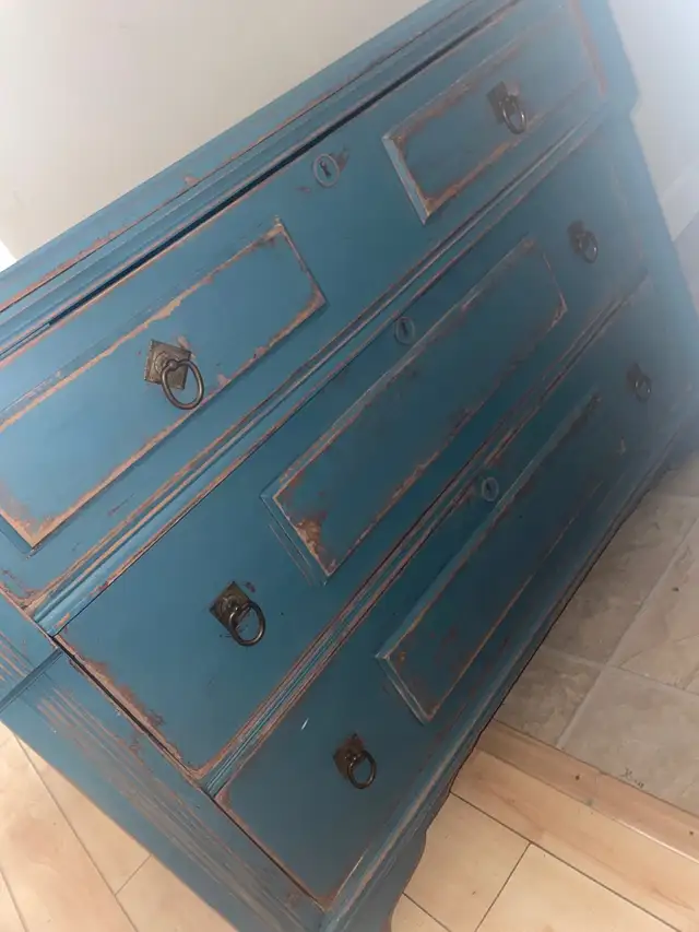 Shabby chic dresser in Dressers & Wardrobes in Stratford - Image 3
