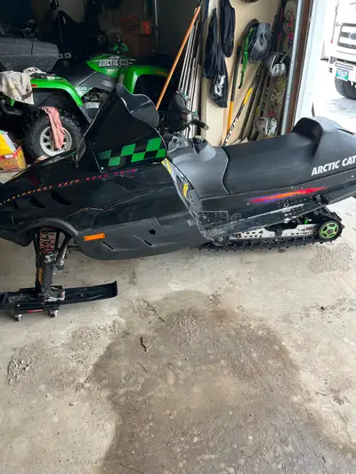 Selling an Arctic cat zl500. . Late 1990s machine. great beginners machine with lots of power. Heate...