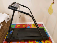 Weslo Cadence Treadmill in Ontario - Kijiji Canada