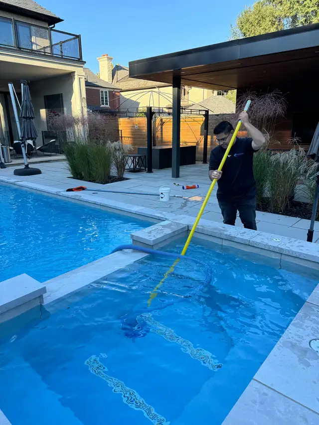 Pool Close and Clean in Hot Tubs & Pools in City of Toronto - Image 3