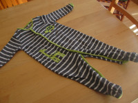 Pyjama ligné pour bébé 12 mois (C88)