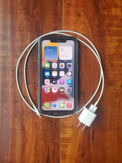Phone is in very good condition Unlocked