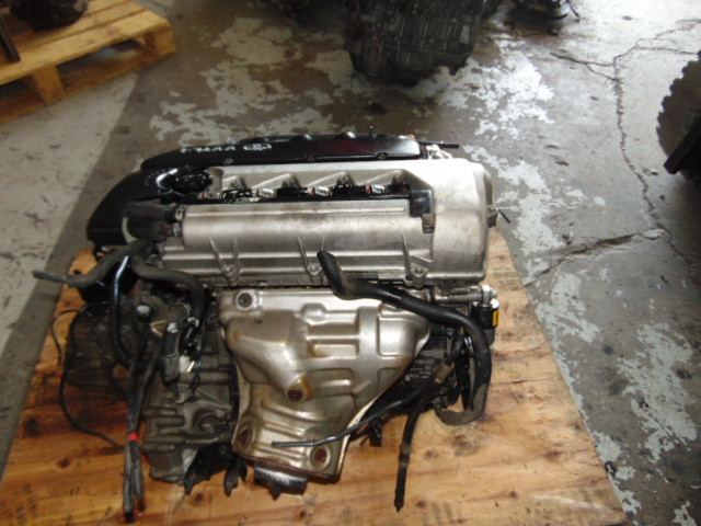 2002-2006 TOYOTA CELICA 1.8L 2ZZ ENGINE 6SPEED TRANSMISSION JDM in Engine & Engine Parts in UBC - Image 3