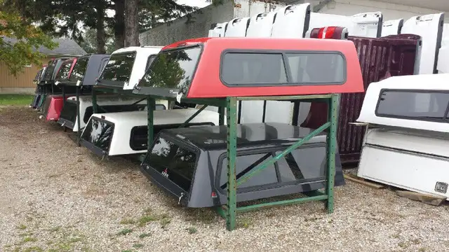 Used Truck Caps/Toppers in Other Parts & Accessories in Grand Bend - Image 2
