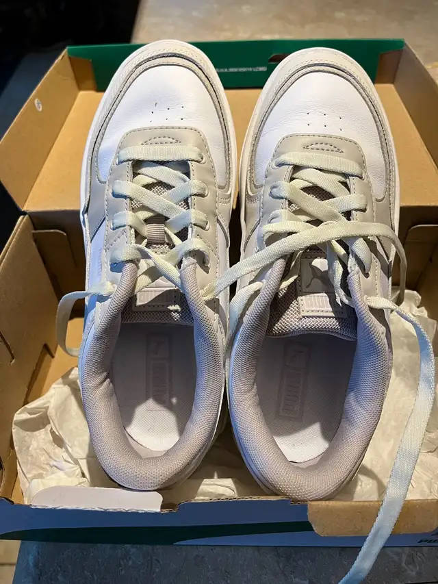 Espadrilles Puma in Women's - Shoes in Québec City - Image 2