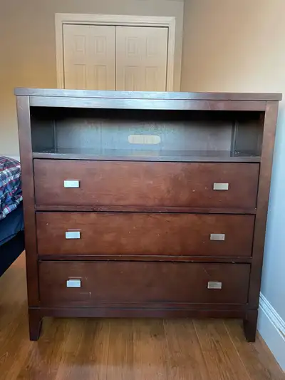 Dresser (3 drawers), View more