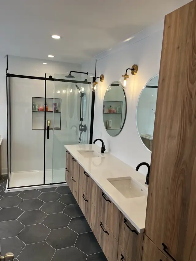 Ottawa Bathroom Removations in Renovations, General Contracting & Handyman in Ottawa - Image 5