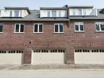 New Sun-Filled Townhouse Located In Prestigious Richmond Green Community. Spacious & Luxury Finishes...