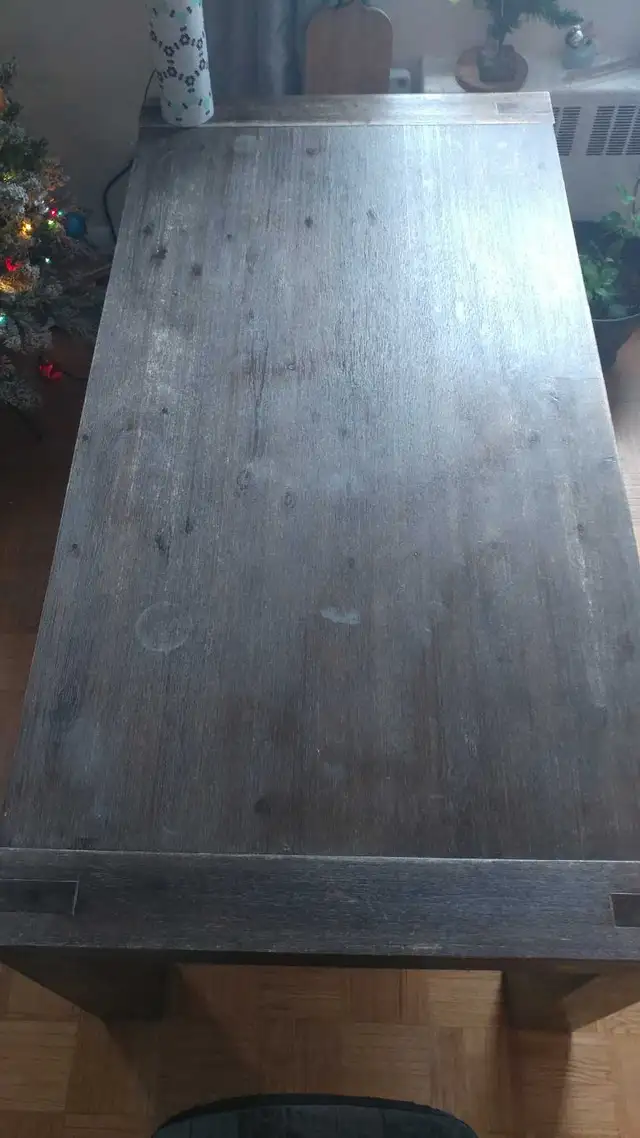 STRUCTUBE DINING TABLE in Dining Tables & Sets in Mississauga / Peel Region - Image 4