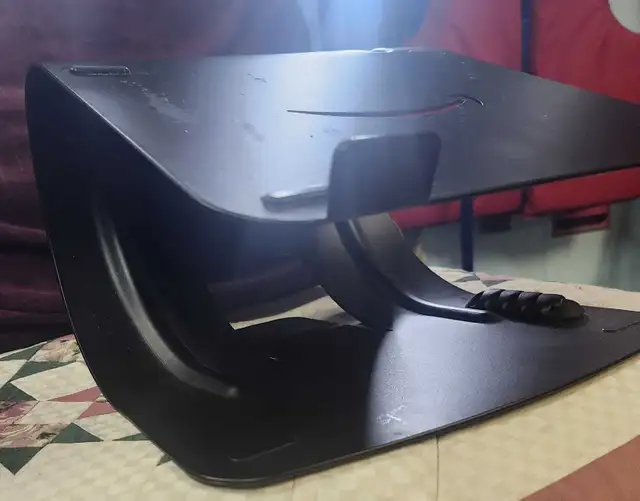 Amazon Basics Laptop Stand in Laptops in Calgary - Image 2