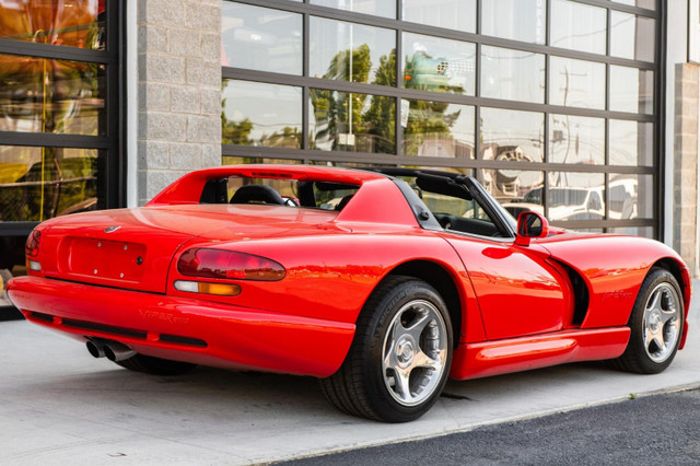 SELL/TRADE 1998 DODGE VIPER RT-10 CONVERTIBLE. in Classic Cars in City of Toronto - Image 3