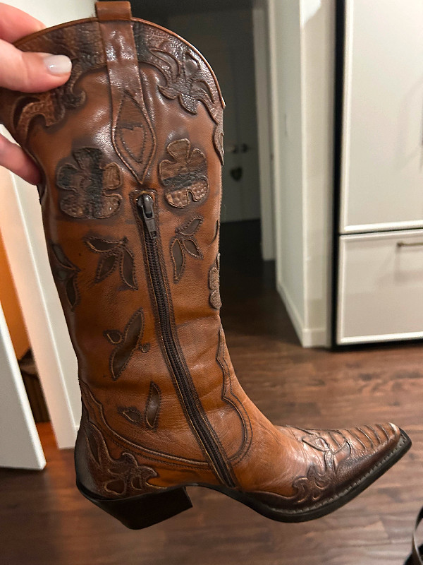 Ladies brown cowboy boots.  Made in Italy in Women's - Shoes in Winnipeg - Image 3